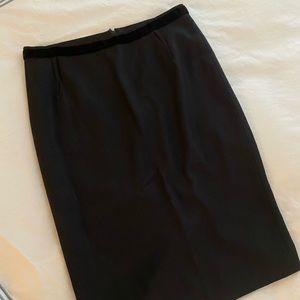 Dolce&Gabbana Classic Pencil Skirt Velvet trim 42